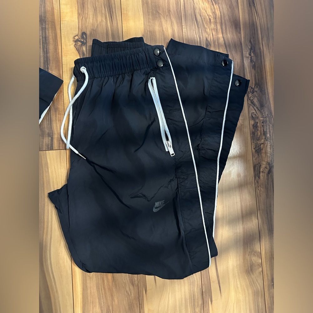 Nike tear away pants, sz small